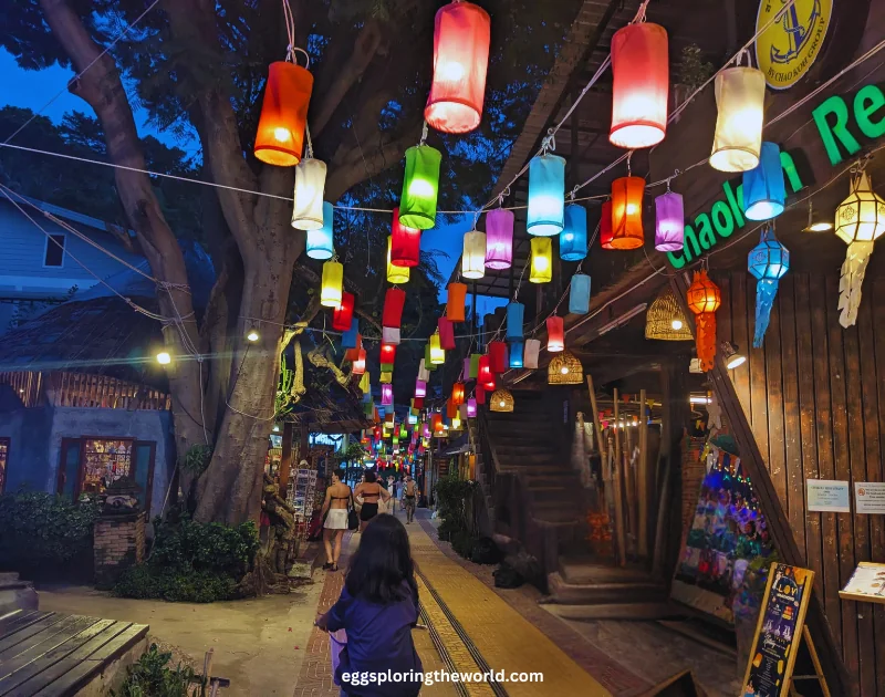 phi Phi — imagen 2