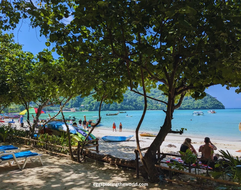 Phi Phi — imagen 1